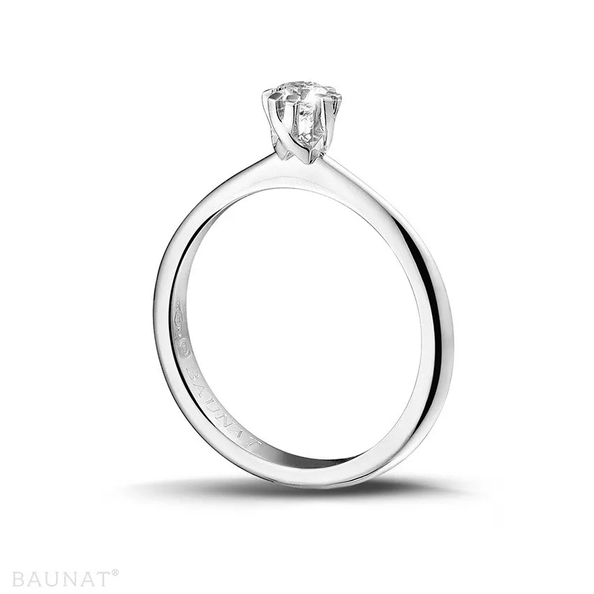 0.25 quilates anillo solitario diamante diseño en platino con ocho garras 