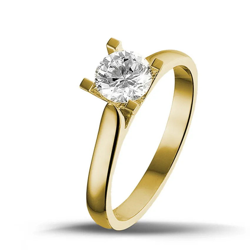 0.70 quilates anillo solitario diamante en oro amarillo 