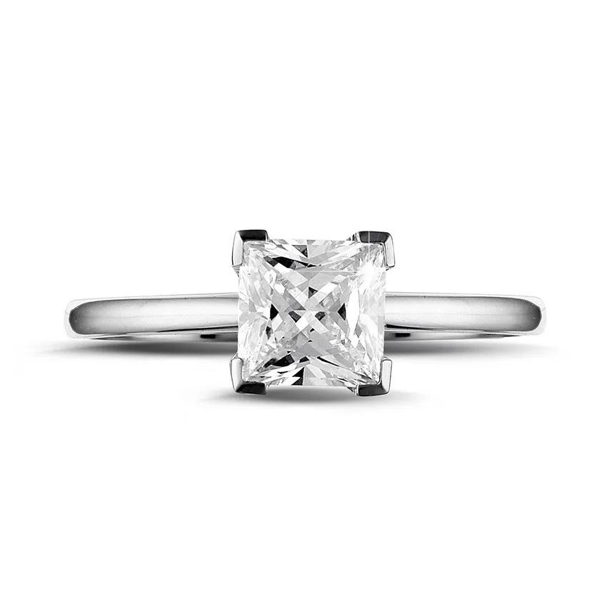 1.20 quilates anillo solitario en platino con diamante talla princesa 