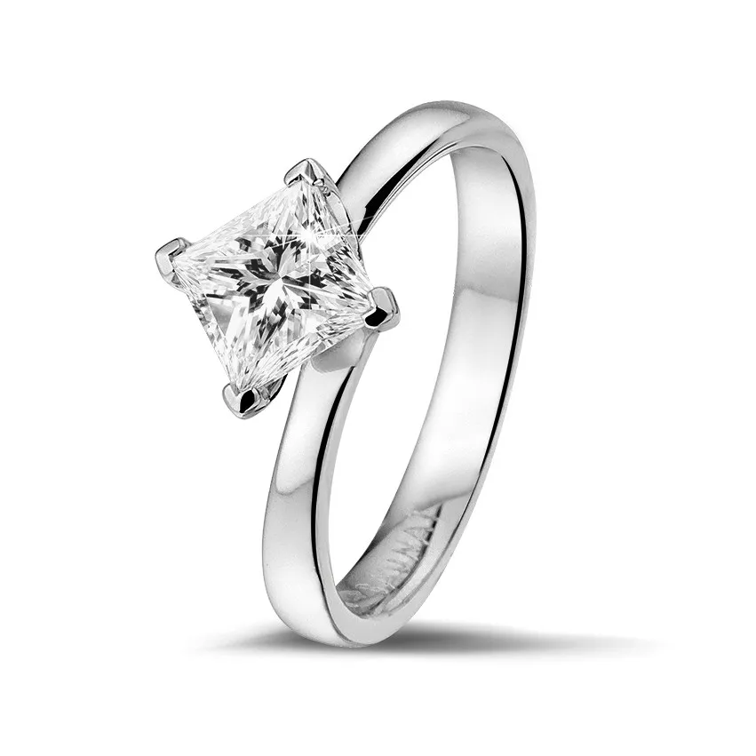2.00 quilates anillo solitario en oro blanco con diamante talla princesa 