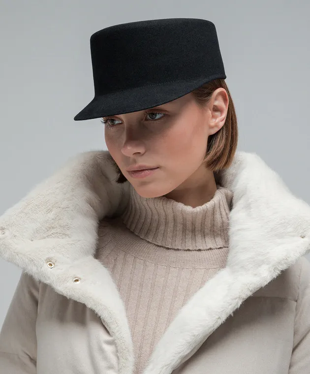Agnona Black cap made of wool