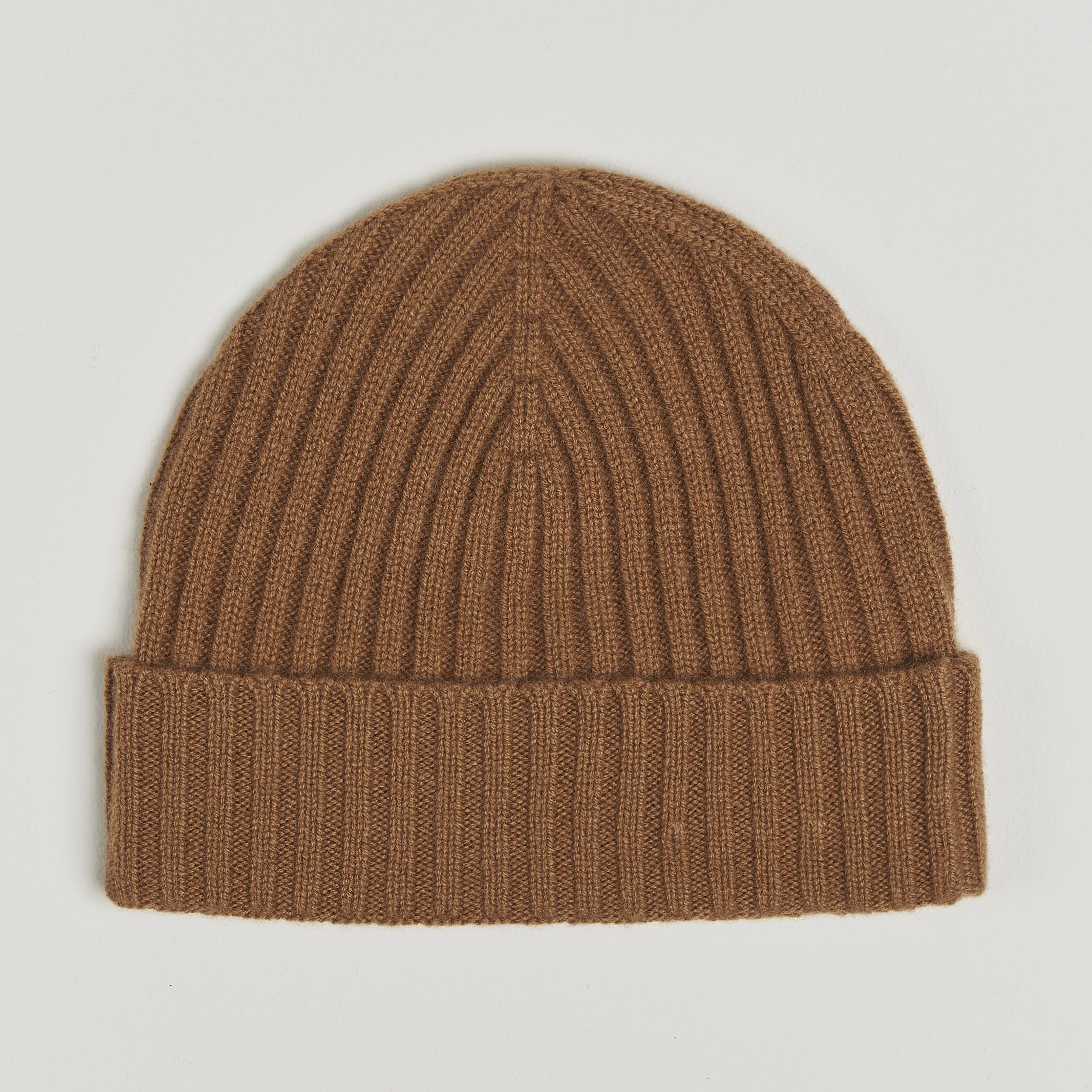 Amanda Christensen Rib Knitted Cashmere Cap Nougat