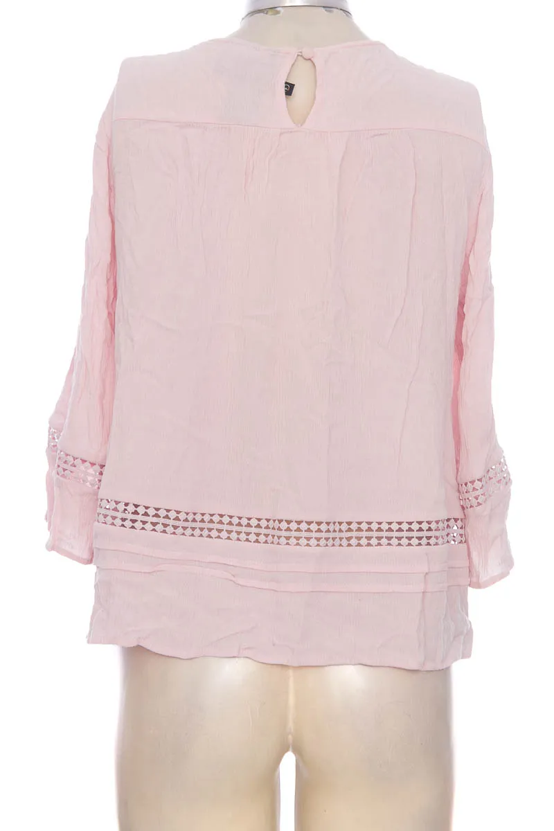 BLUSA COLOR ROSADO  NEW DIRECTIONS