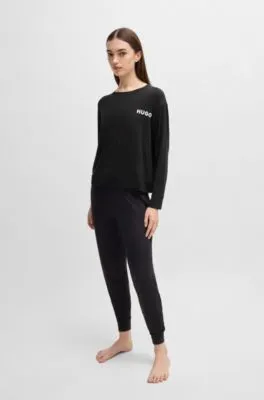 Camiseta de pijama relaxed fit con logo estampado