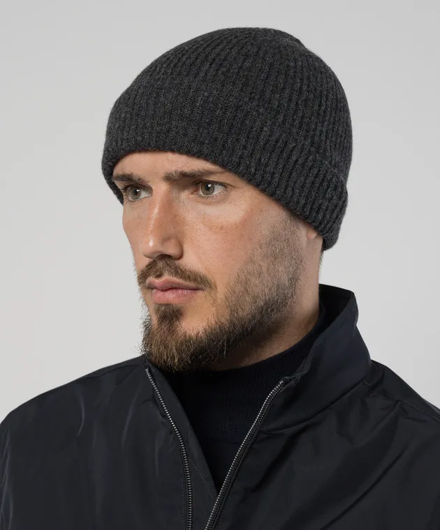 Canali Gray cap made of wool and cashmere