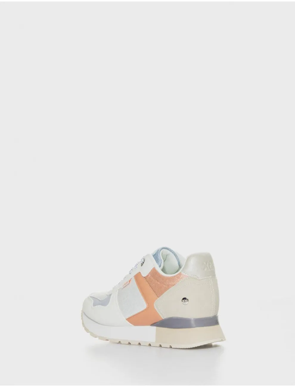 DEPORTIVA MUJER XTI 43880 BLANCO