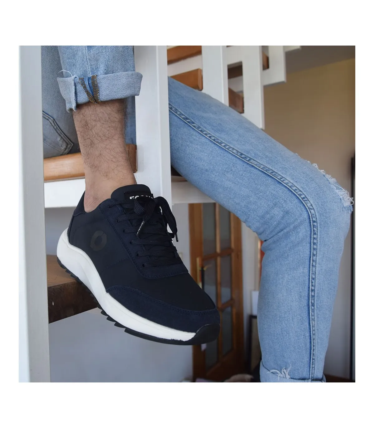 Deportivo de cordones azul marino