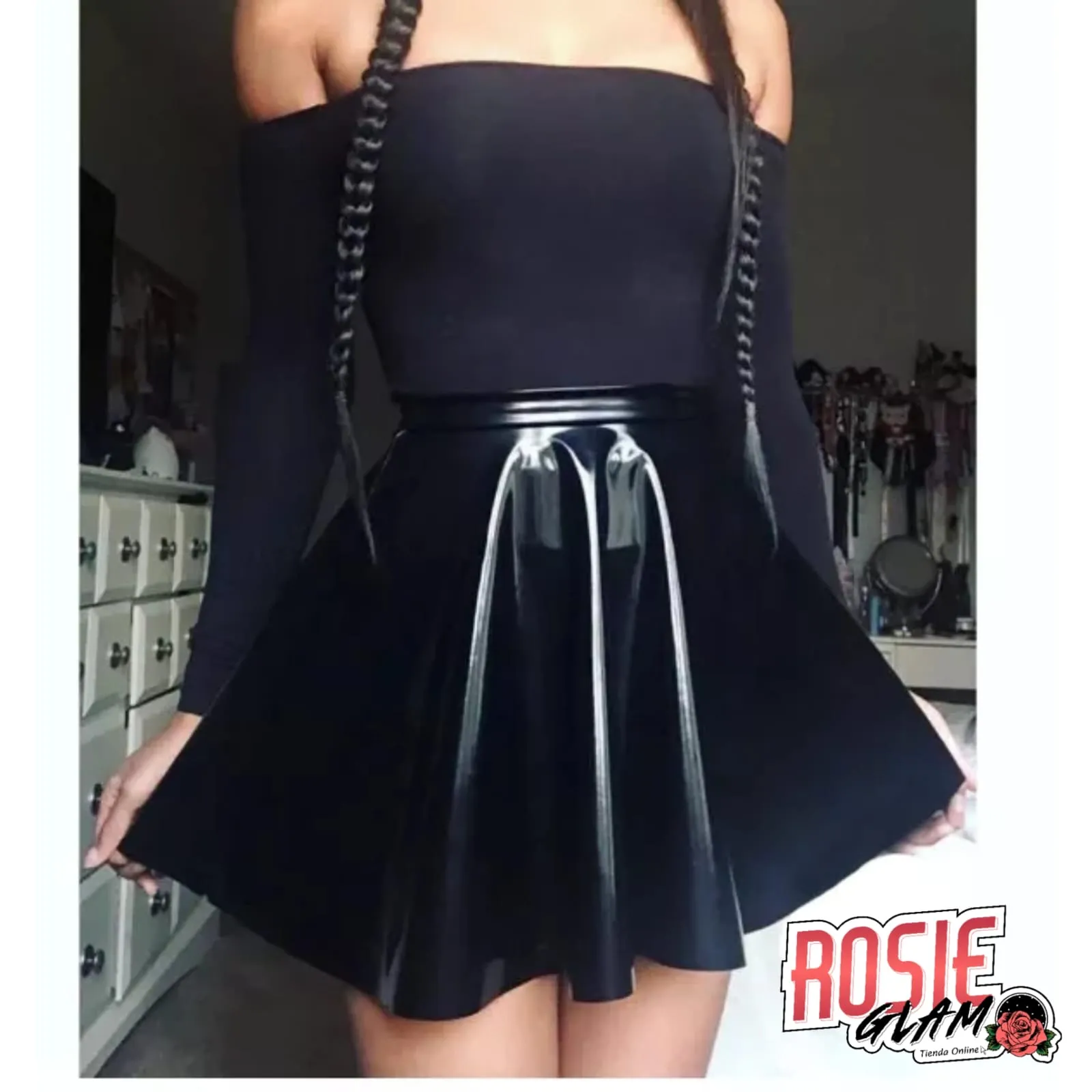 FALDA ROTONDA DE CHAROL ROSIEGLAM