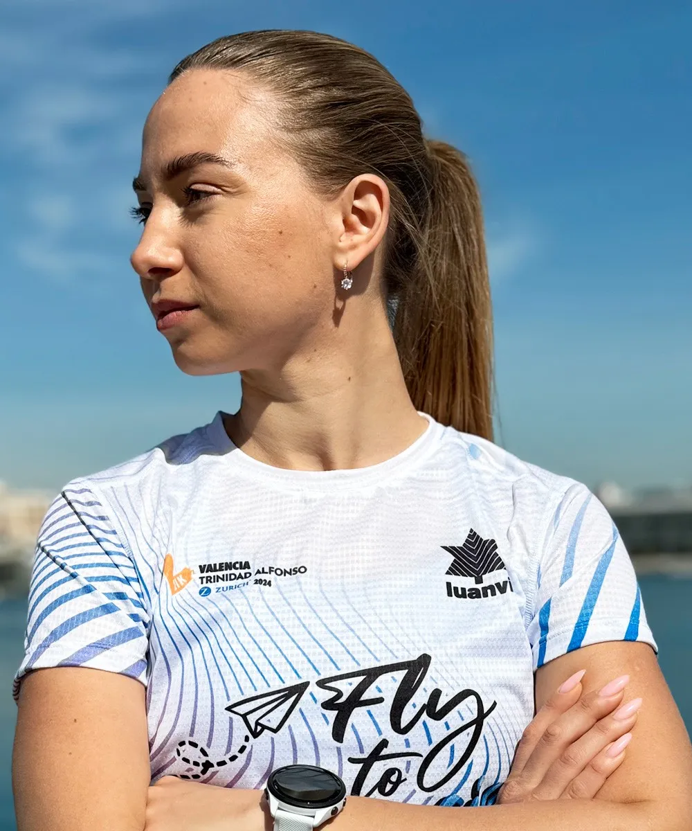 FLY TO 21K VALENCIA OFFICIAL TRAINING TSHIRT WOMAN 2024