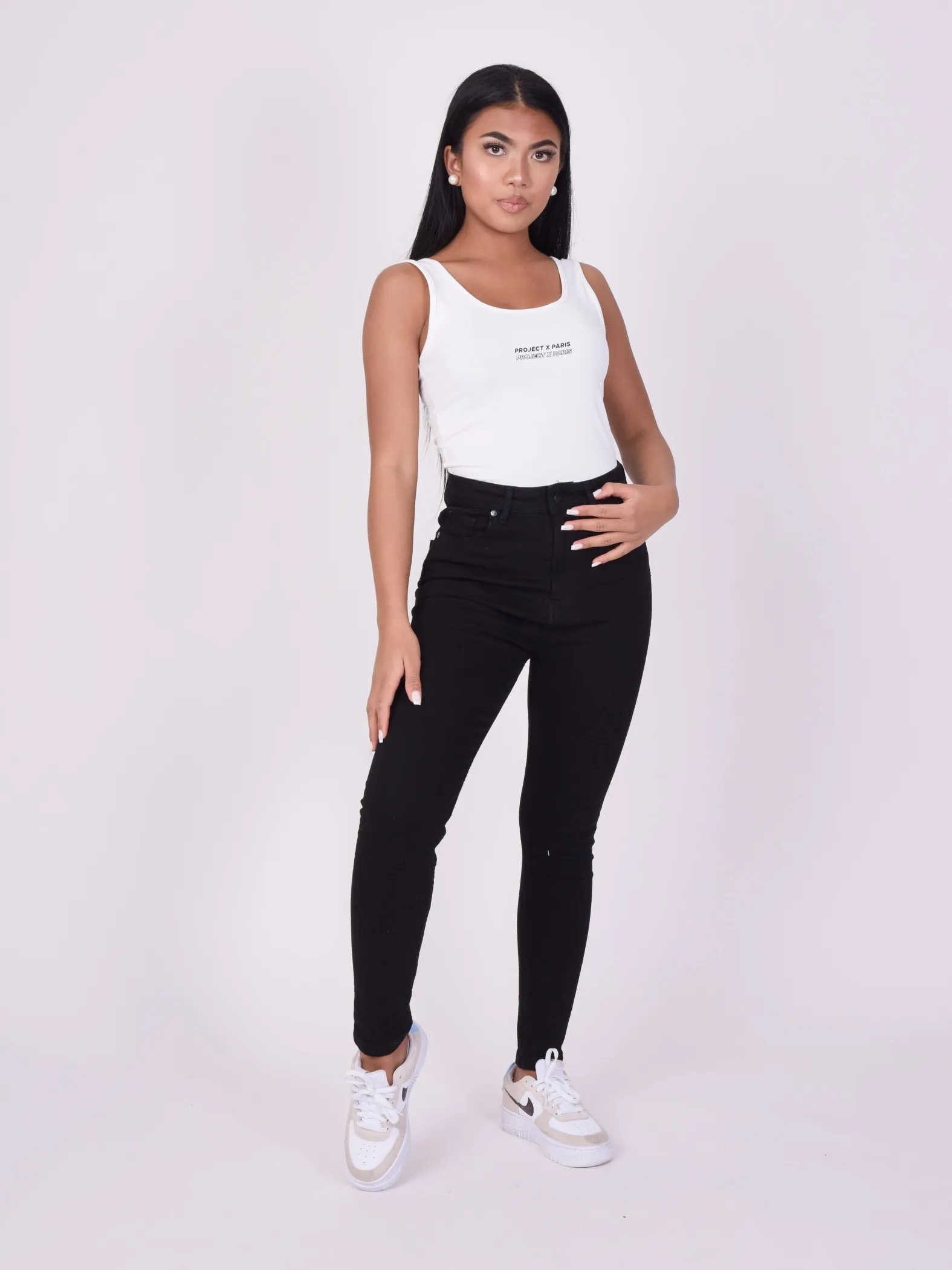 Jeans slim básicos negros