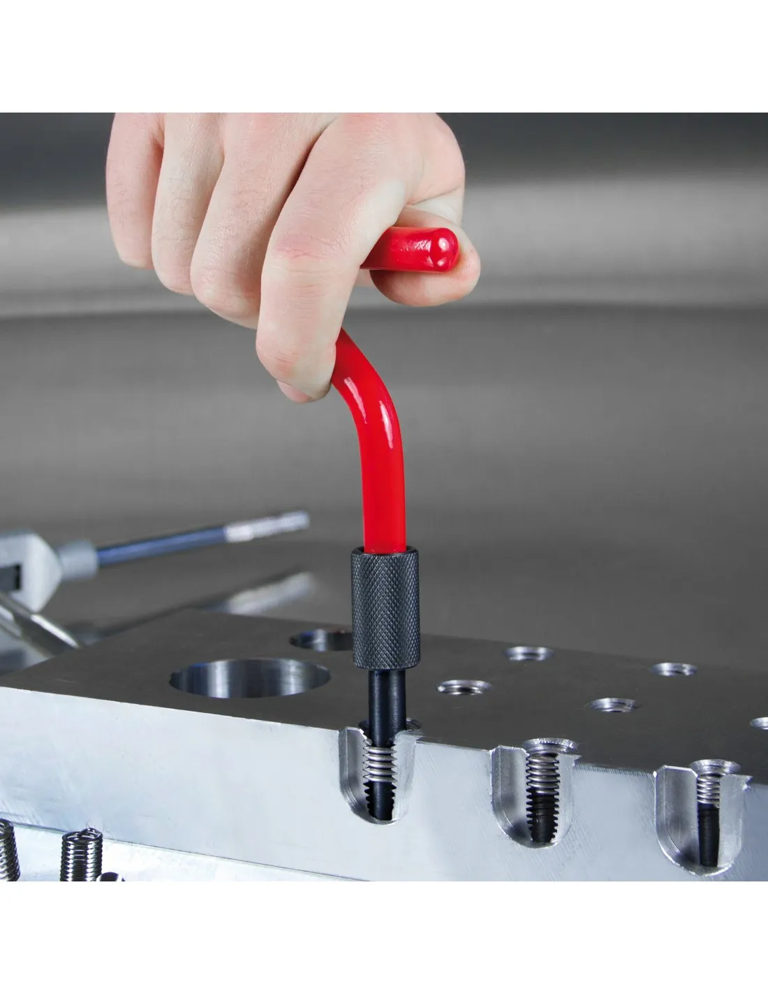 Juego Para Reparar Roscas Con HELICOIL M10 x 1.25 x 13.5mm , 15 Piezas