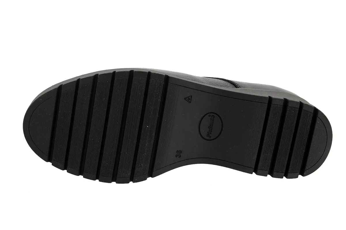 LACEUP SHOE BLACK PATENT