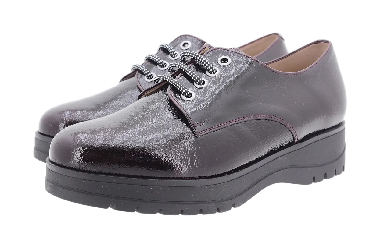 LACEUP SHOE BORDEAUX PATENT