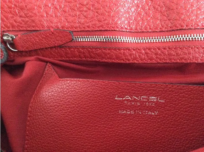 Lancel Bolsos de mano Roja 