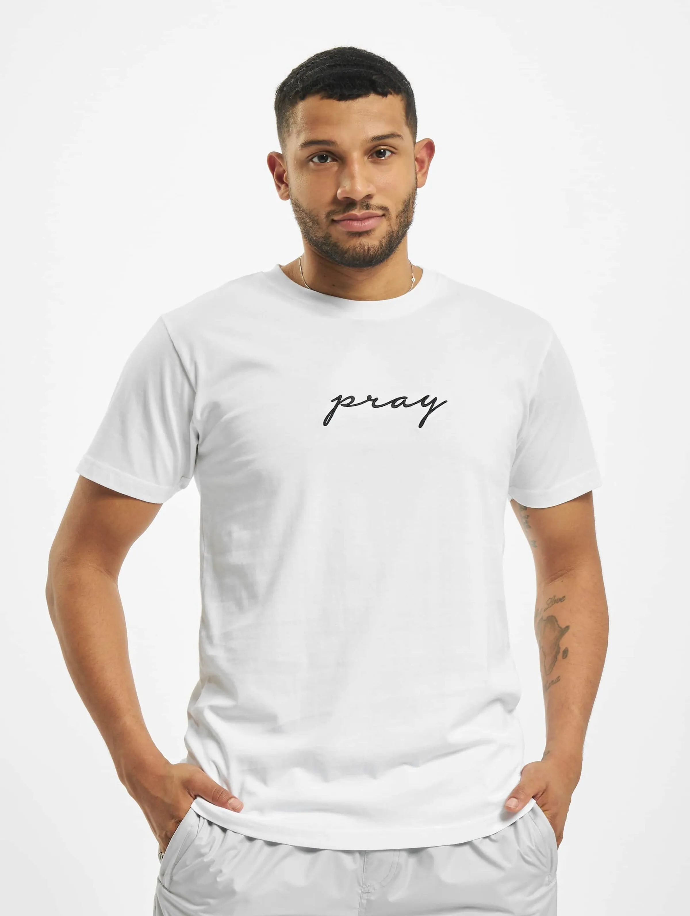 Mister Tee Pray Emb