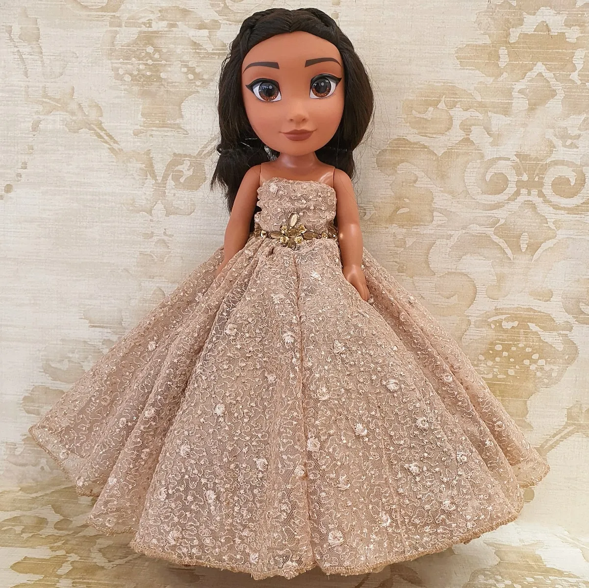 Muñeca de 15 Años Oro Strapless