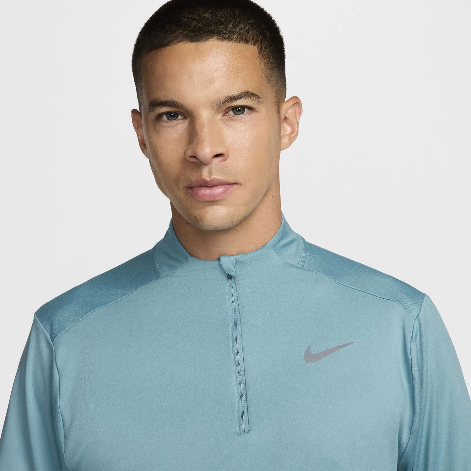 NIKE DRIFIT ELEMENT LOGO CAMISA
