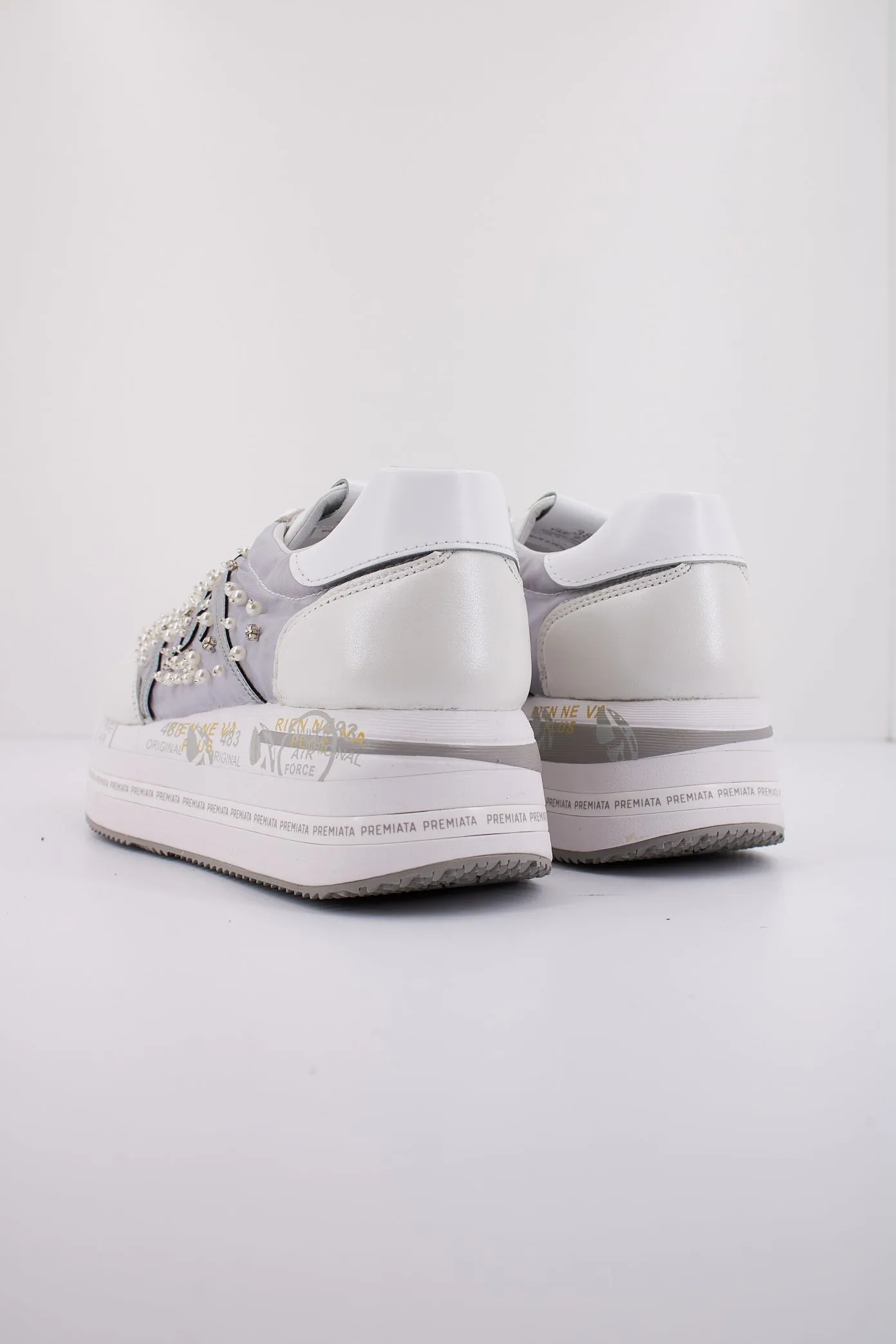 PREMIATA BETH 6751