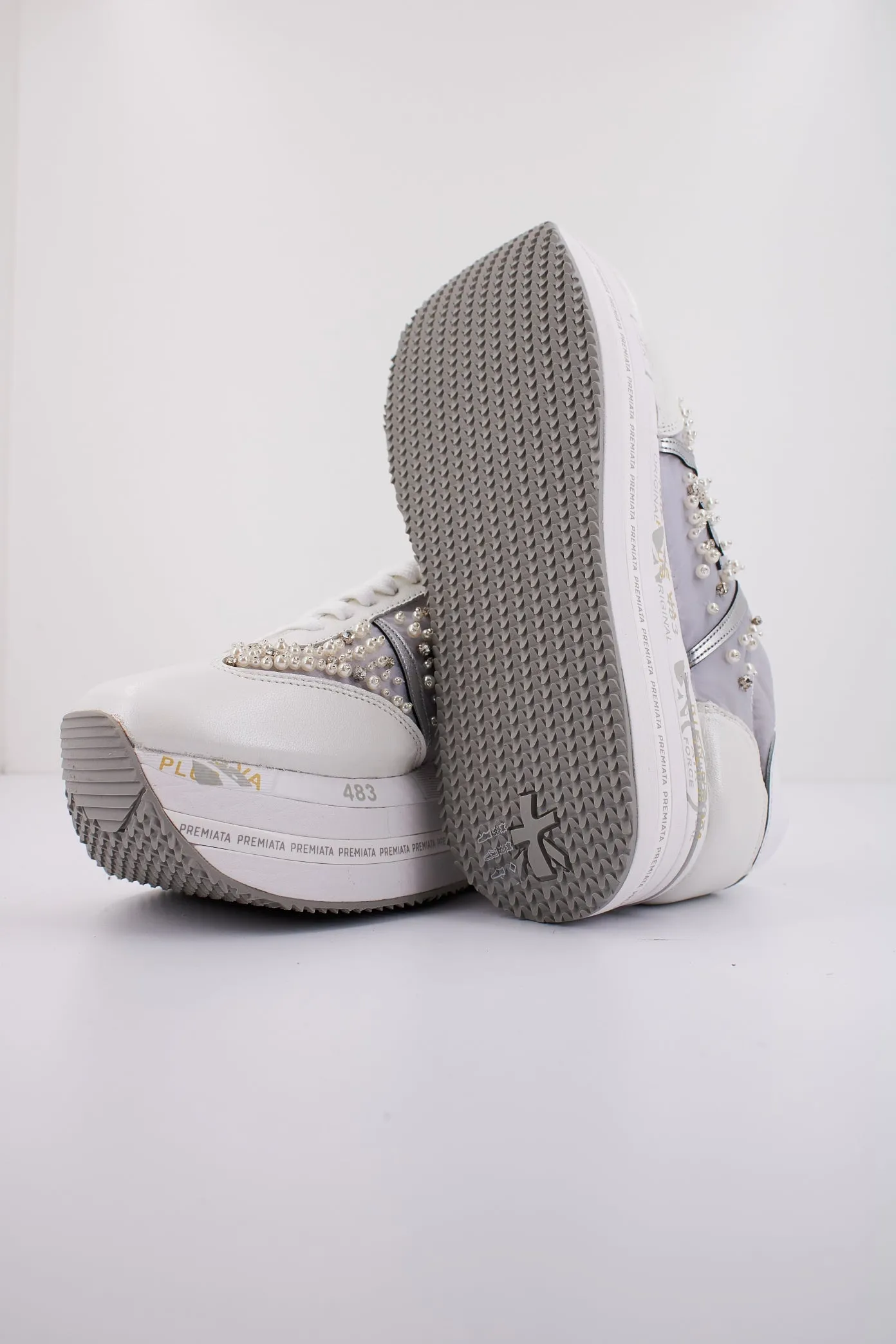 PREMIATA BETH 6751