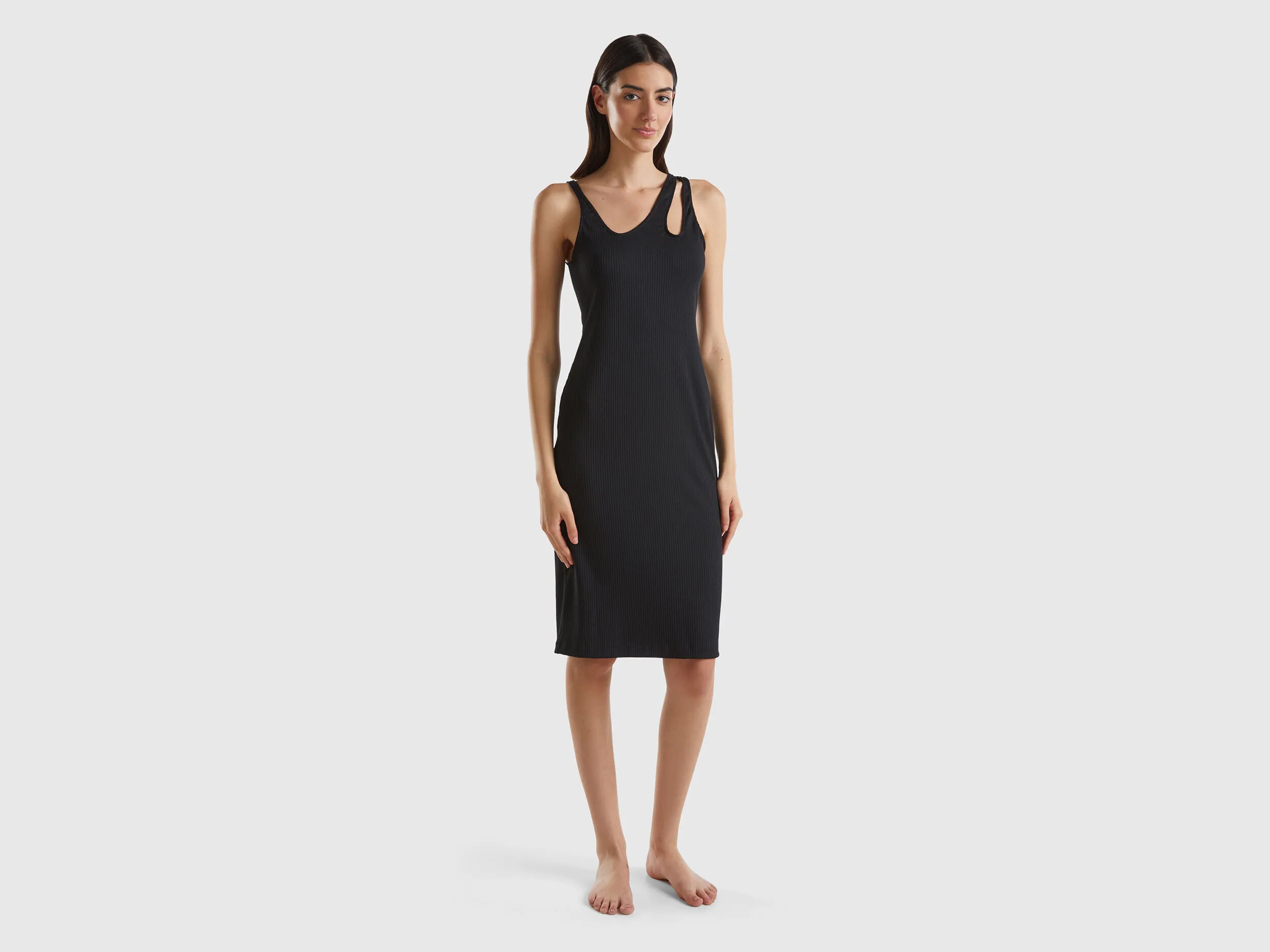 Vestido ajustado troquelado