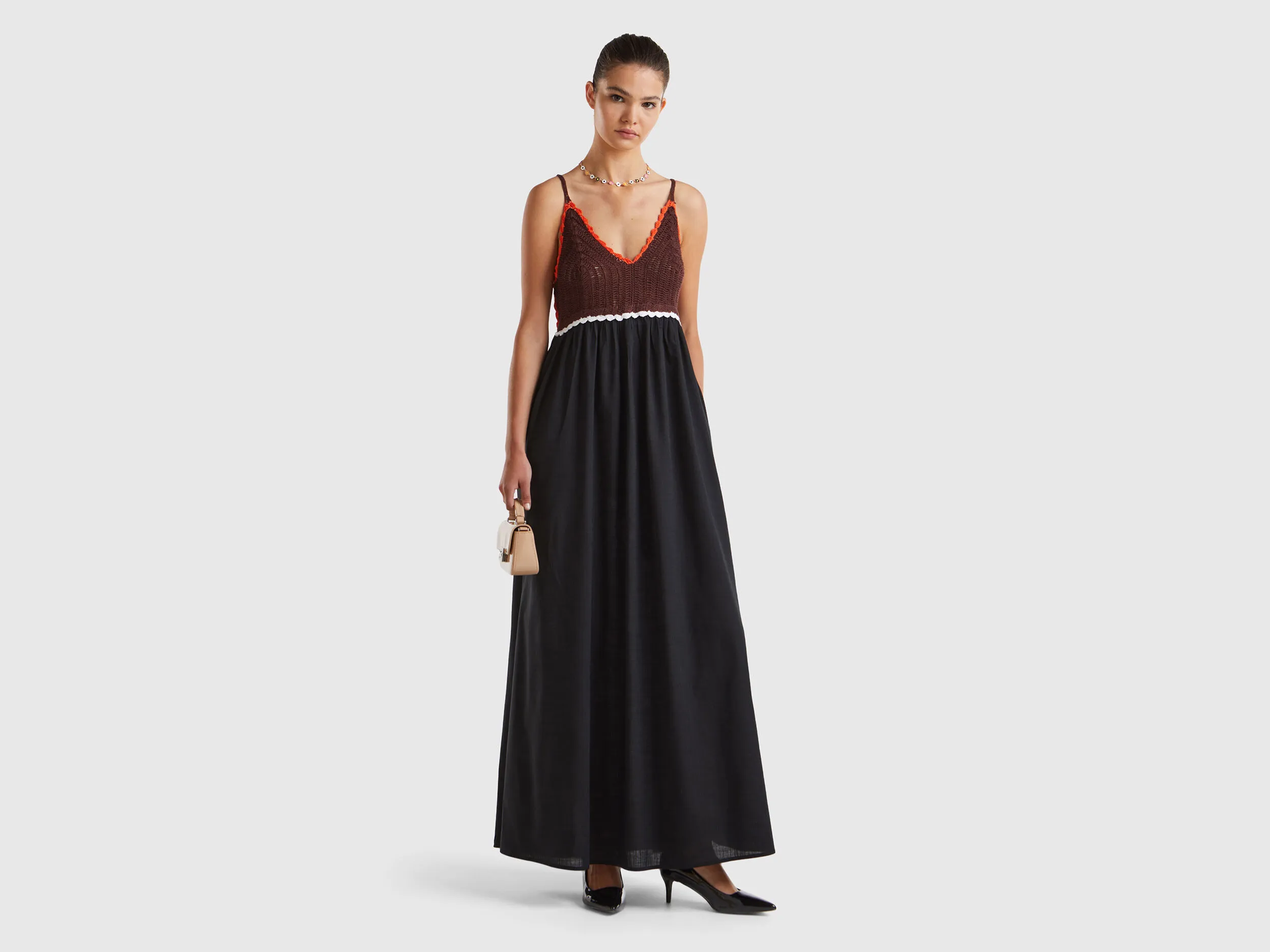 Vestido con top de ganchillo