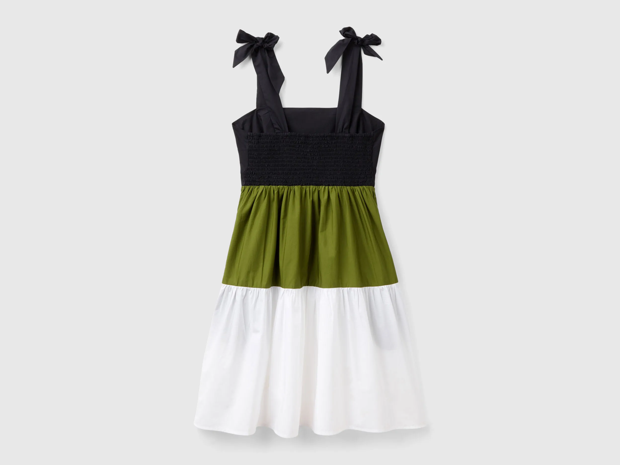 Vestido corto color block