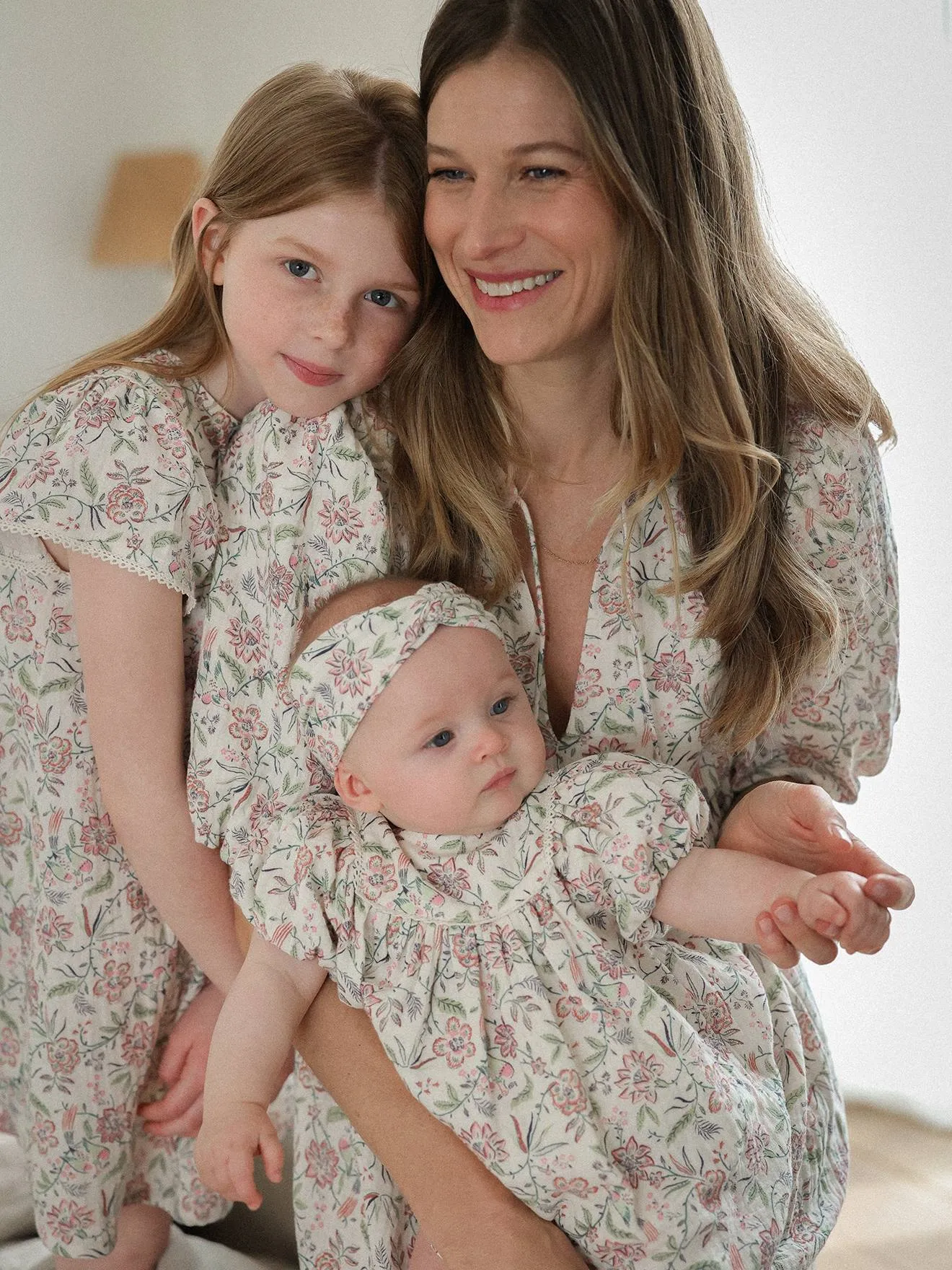 Vestido estampado para niña colección cápsula Día de la Madre