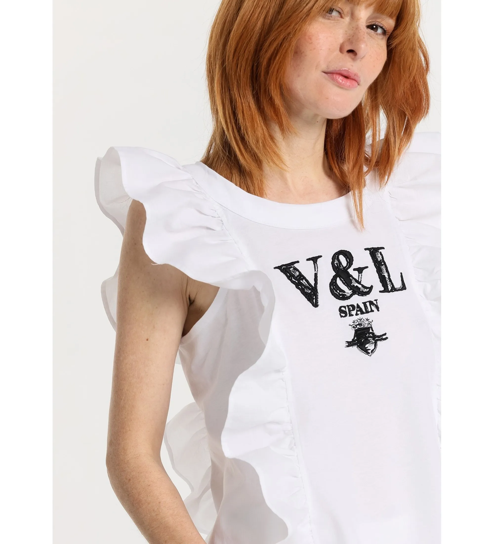 VICTORIO & LUCCHINO, V&L TOP CON MANGAS DE VOLANTES BORDADO EN EL PECHO BLANCO