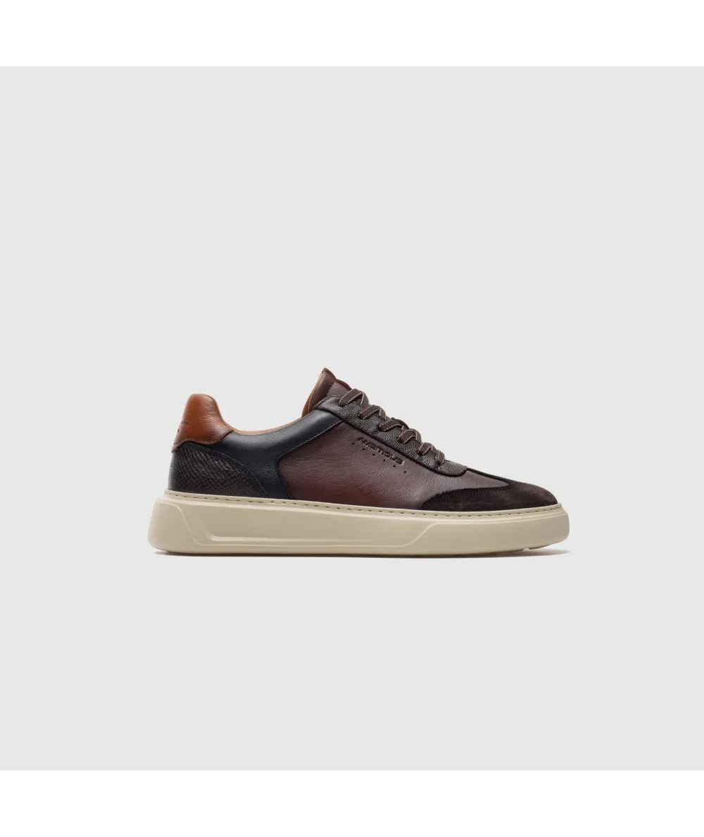 ZAPATILLA EN CUERO AMBITIOUS KIT LOWTOP