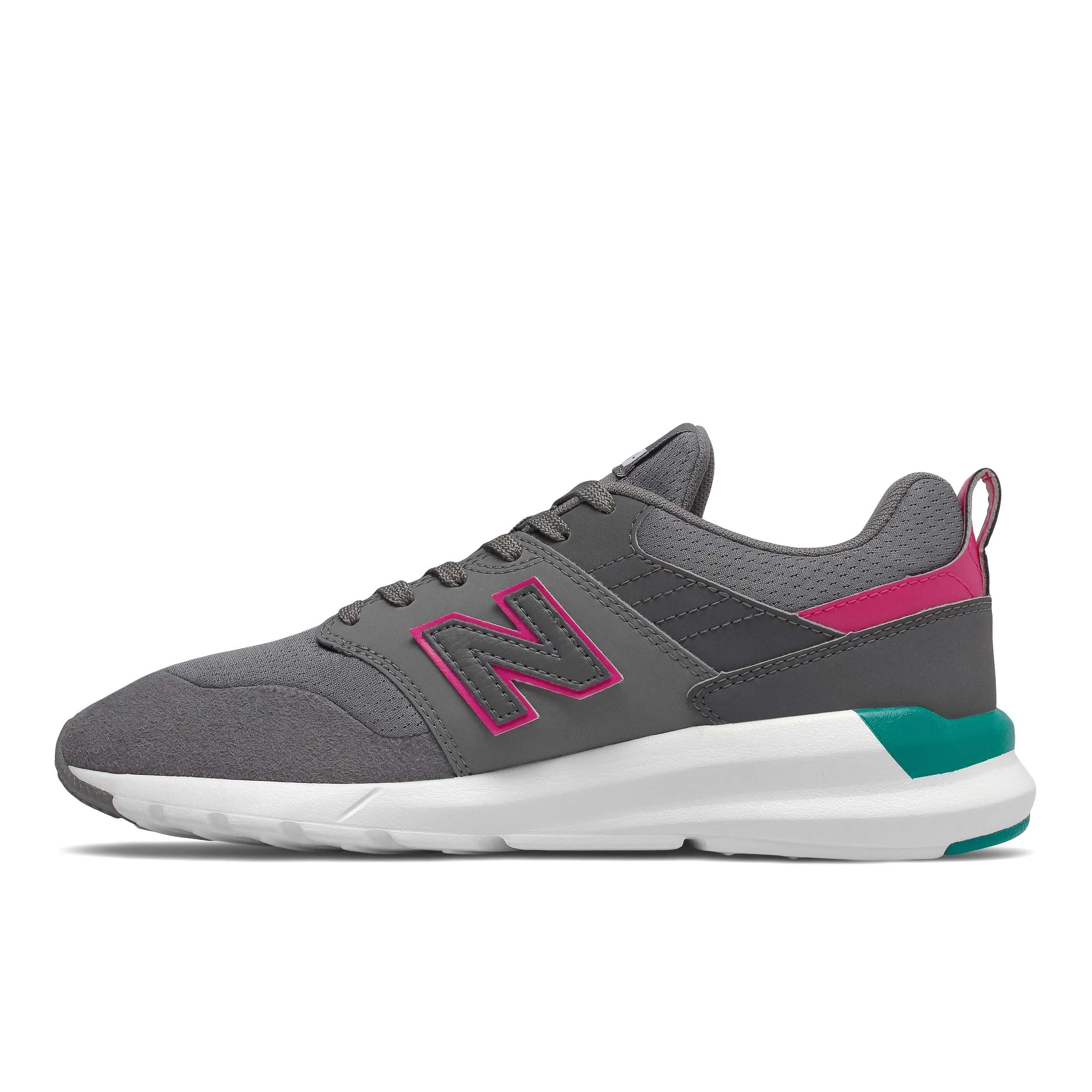 Zapatillas Urbanas Mujer New Balance 009 Gris
