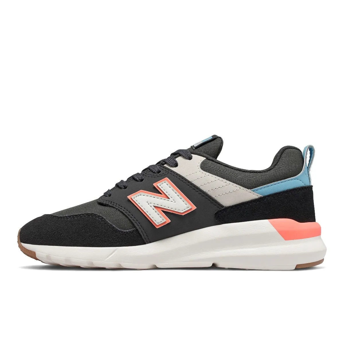 Zapatillas Urbanas Mujer New Balance 009 Negra