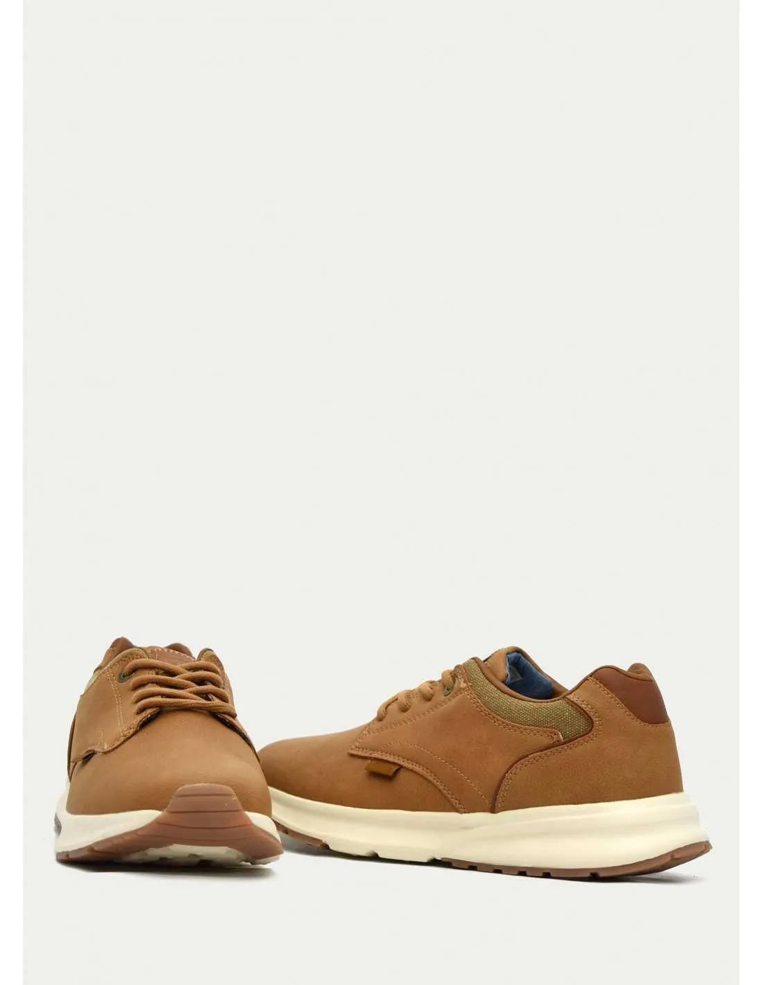 ZAPATO CASUAL MUSTANG 84440 CUERO 