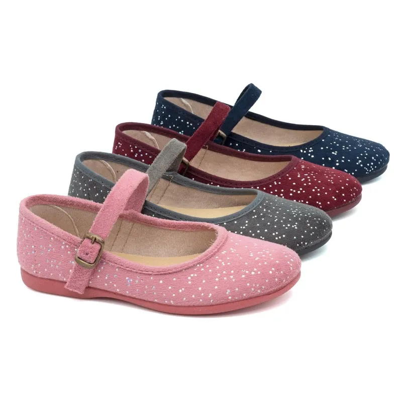 Zapatos de niña nacionales en serratex